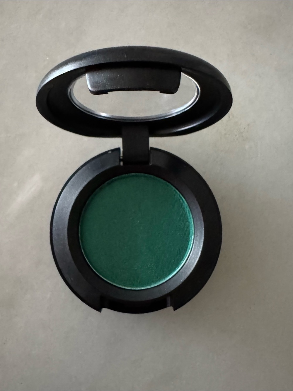 MAC Cosmetics eye shadow in the shade NEW CROP with a frost finish
